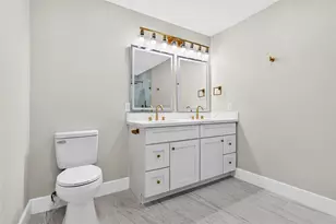 1026 Park Center St, Benbrook, TX 76126 - Photo 8