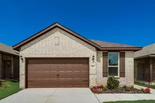 1002 Pecos St, Aubrey, TX 76227 - Photo 2