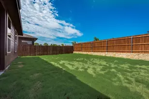 1002 Pecos St, Aubrey, TX 76227 - Photo 6