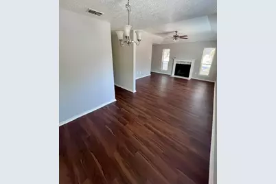 3013 Clover Lane, Euless, TX 76039 - Photo 4