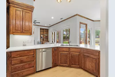 6713 Columbine Way, Plano, TX 75093 - Photo 12