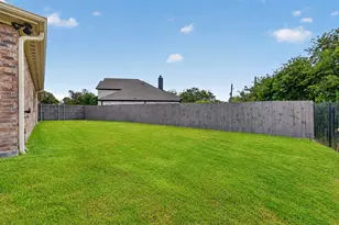 7924 Wilson Cliff Ct, White Settlement, TX 76108 - Photo 32