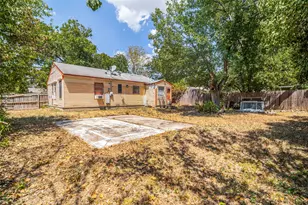 11102 Barbarosa Dr, Dallas, TX 75228 - Photo 12