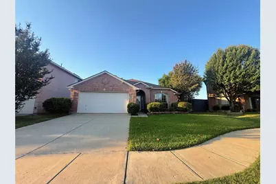 5016 San Jacinto Drive, Haltom City, TX 76137 - Photo 1