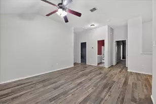 10369 Bradshaw Dr, Fort Worth, TX 76108 - Photo 6