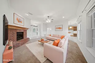 400 S College St, Pilot Point, TX 76258 - Photo 4