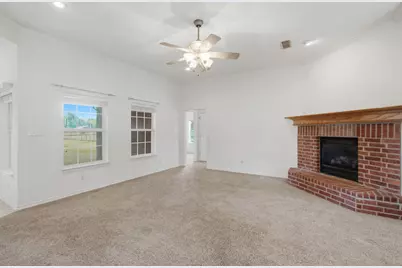 400 S College Street, Pilot Point, TX 76258 - Photo 32