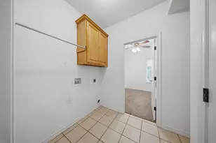 400 S College St, Pilot Point, TX 76258 - Photo 20