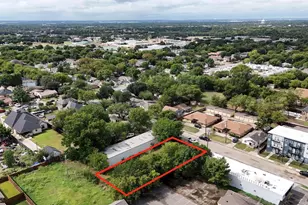 1418 Pearson St, Irving, TX 75061 - Photo 1