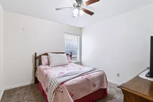 732 Countryside Dr, Aubrey, TX 76227 - Photo 20