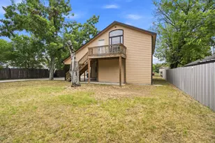 1103 Chase Ave, Cleburne, TX 76031 - Photo 34