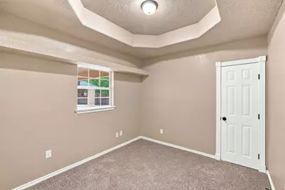 1103 Chase Avenue, Cleburne, TX 76031 - Photo 20