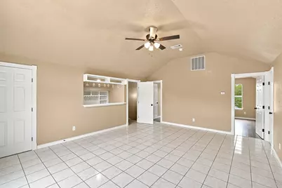 1103 Chase Avenue, Cleburne, TX 76031 - Photo 22