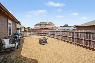 2126 Fair Weather Drive, Lancaster, TX 75146 - Photo 28