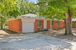 504 Hill St, Aubrey, TX 76227 - Photo 1