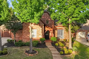 4332 Milsop Dr, Carrollton, TX 75010 - Photo 4