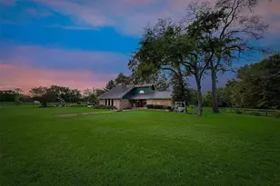 740 W Fm 27, Streetman, TX 75859 - Photo 2