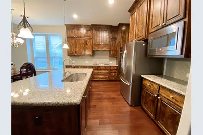 2332 Stallion Street, Carrollton, TX 75010 - Photo 4