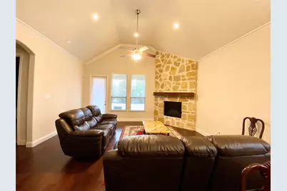 2332 Stallion Street, Carrollton, TX 75010 - Photo 2