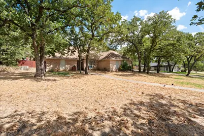 512 Shady Oaks Trail, Burleson, TX 76028 - Photo 6
