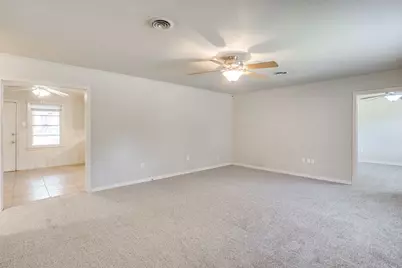 1325 W Water Street, Weatherford, TX 76086 - Photo 6