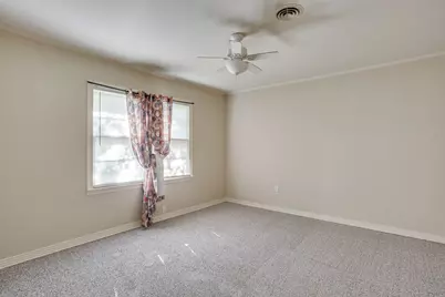 1325 W Water Street, Weatherford, TX 76086 - Photo 28