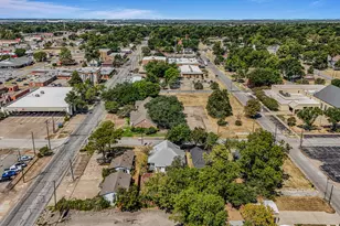 304 N Catherine St, Terrell, TX 75160 - Photo 24