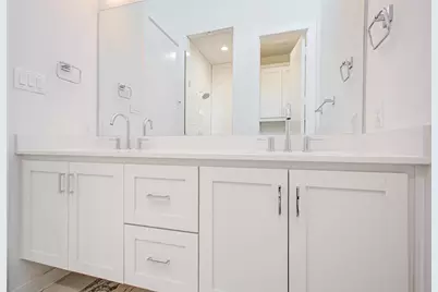 2190 Bennett Avenue #302, Dallas, TX 75206 - Photo 12