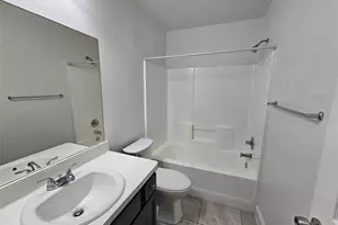 1615 Herald St, Dallas, TX 75215 - Photo 26