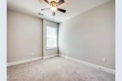 409 Carnaby Court, McKinney, TX 75072 - Photo 10