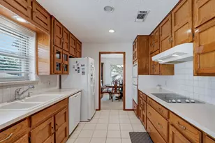 3824 Fox Hollow Dr, Bedford, TX 76021 - Photo 16