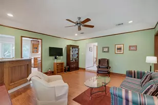 3824 Fox Hollow Dr, Bedford, TX 76021 - Photo 10