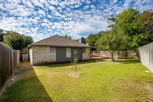 7550 Deerlodge Trail, Fort Worth, TX 76137 - Photo 32