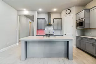 12679 Royal Oaks Ln, Farmers Branch, TX 75234 - Photo 6