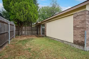 1213 Frio Ln, Garland, TX 75040 - Photo 14