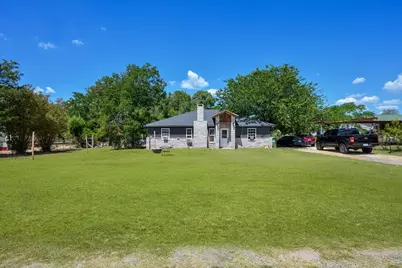 4506 Garden View Drive, Granbury, TX 76049 - Photo 4