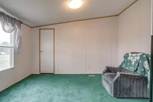 9064 Summit Ct E, Cleburne, TX 76033 - Photo 12