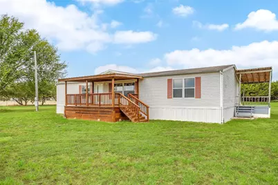 9064 Summit Court E, Cleburne, TX 76033 - Photo 2