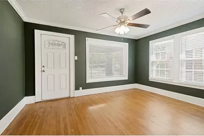 219 S Briscoe Boulevard, Dallas, TX 75211 - Photo 22