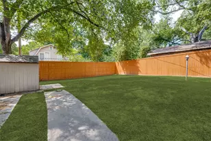 219 S Briscoe Blvd, Dallas, TX 75211 - Photo 32