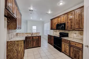 1037 Kyan Ln, Carrollton, TX 75006 - Photo 12