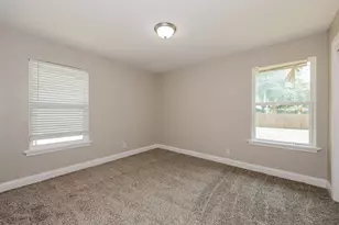 7832 Seydel St, Dallas, TX 75217 - Photo 16