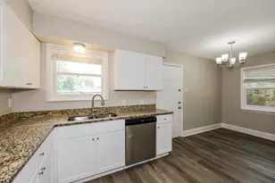 7832 Seydel St, Dallas, TX 75217 - Photo 8