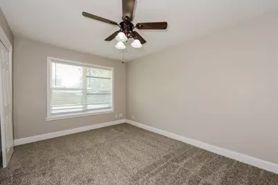 7832 Seydel Street, Dallas, TX 75217 - Photo 10