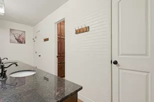 618 Brent Dr, Arlington, TX 76012 - Photo 18