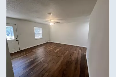 115 Burl Street, Corinth, TX 76208 - Photo 6