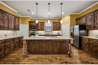 1400 Prairie Drive, Carrollton, TX 75007 - Photo 4