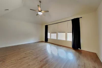 [Address not provided], Carrollton, TX 75010 - Photo 8