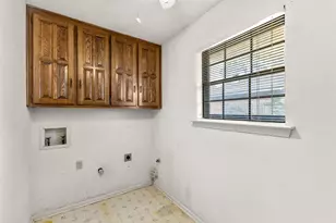 4405 Kingswick Dr, Arlington, TX 76016 - Photo 32
