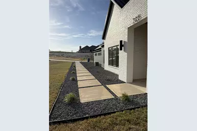305 Kolb Drive, Aledo, TX 76008 - Photo 4